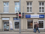 Das Reisebüro in der Leipziger Jahnallee von außen.